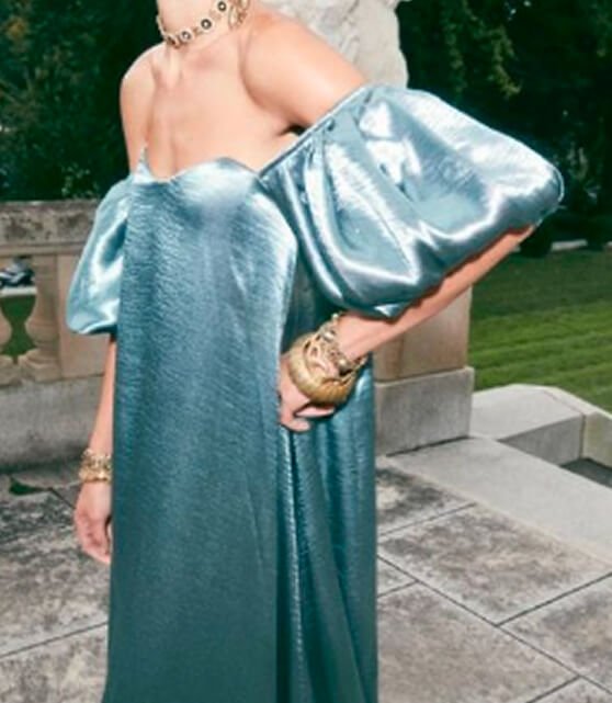 Apa dress code acara ini?